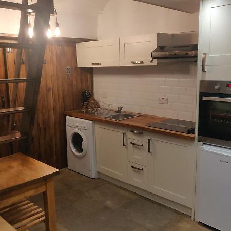 치펜햄 The Forge Kington St Michael 아파트 외부 사진